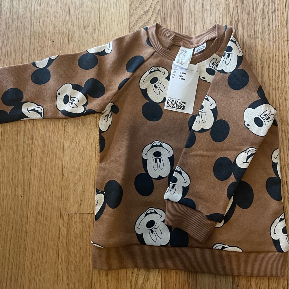 H&M kids Mickey Mouse sweatshirt (12m)
